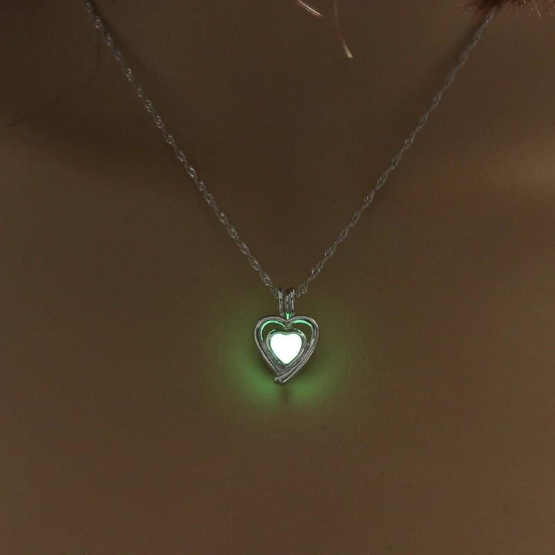 kolie-glowing-kardia-fosforizon-prasino