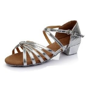 ballroom-xoroi-paidika-papoytsia-latin-asimi