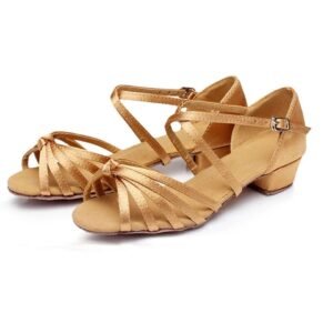 ballroom-xoroi-paidika-papoytsia-xoroy-latin-mpez-kompo