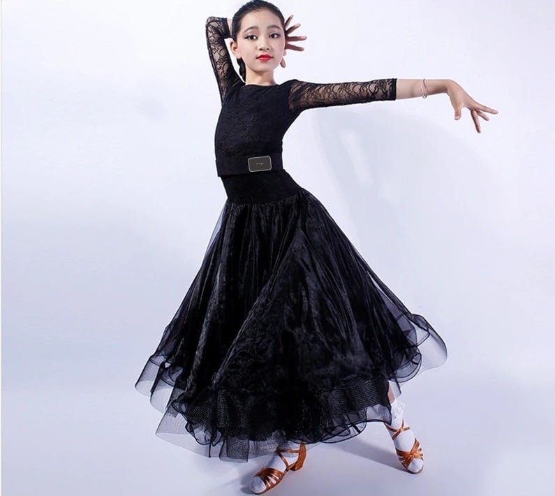 tango-δόντια-ευρωπαικο-συσφιξη-paidiko-forema-evrwpakwn-horwn-ballroom-dress-mayro