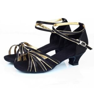 ballroom-xoroi-papoutsia-latin-horou-paidika-neanika-mayro-xryso