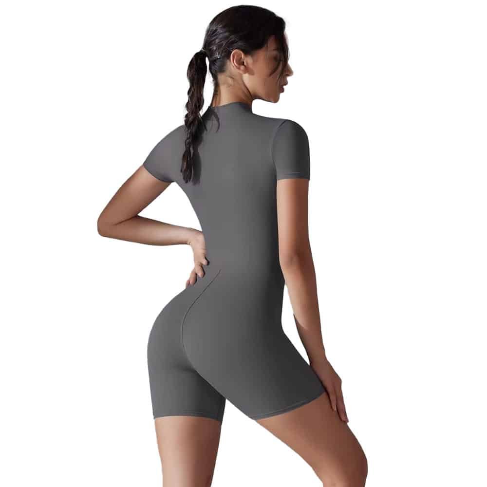 gynaikeia-forma-gymnastikis-kontomaniki-sympiesis-gri